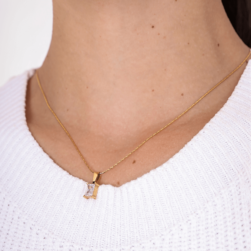 Colar Solitário - Banhado em Ouro 18k