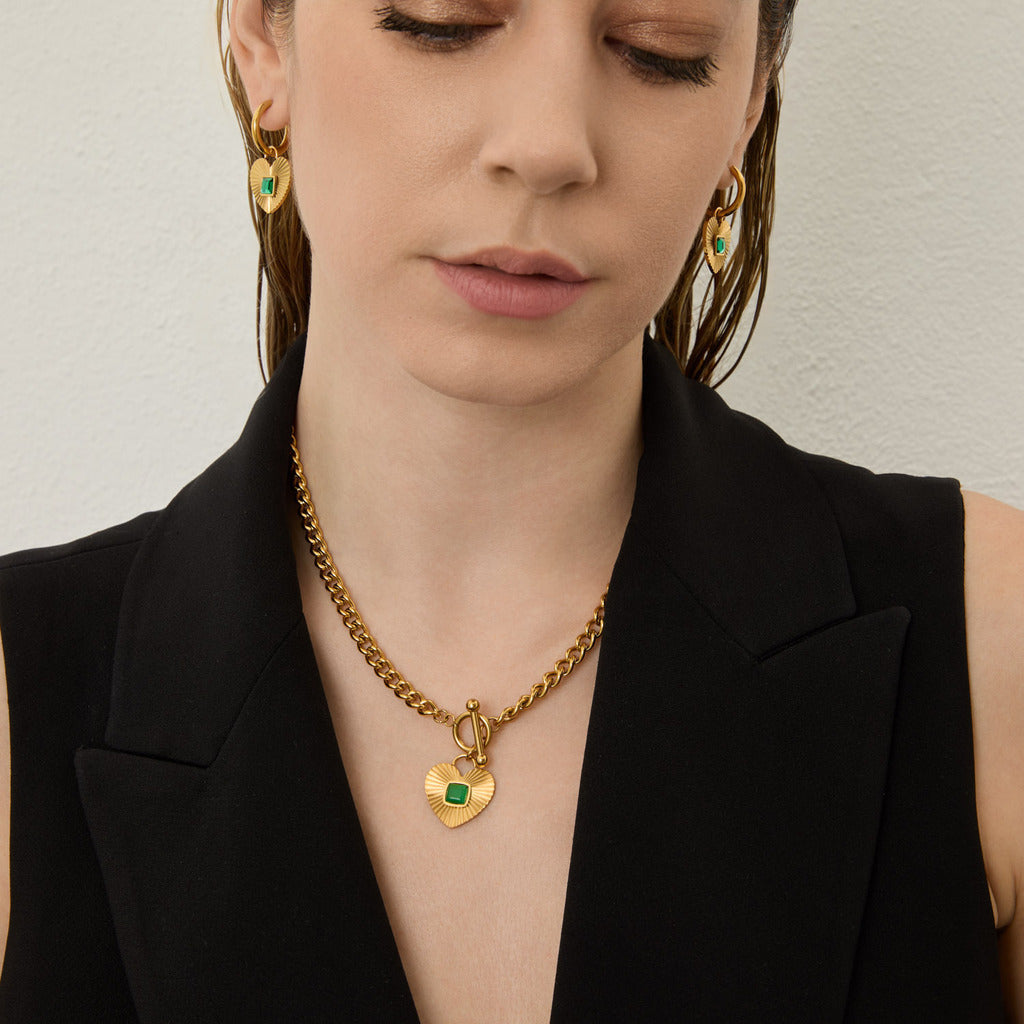 Colar Coração Esmeralda - Banhado em Ouro 18k