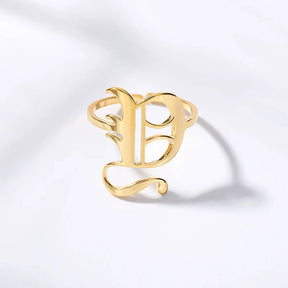 Anel Elegance Inicial - Sua Marca Pessoal - Banhado em Ouro 18K